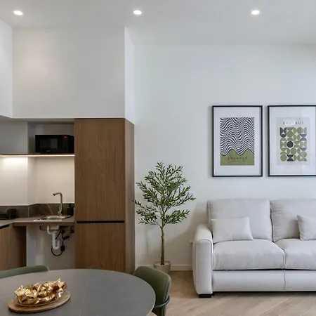 Boutique - One Tower Valensiya