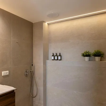 Boutique - One Tower Daire *