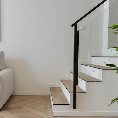 Daire Boutique - One Tower