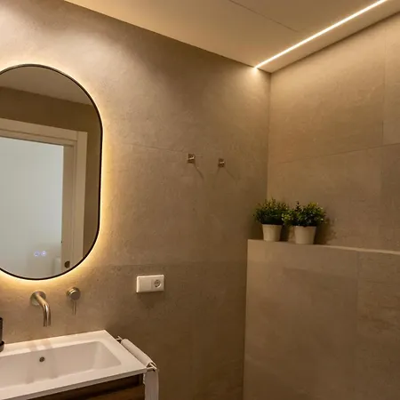 Boutique - One Tower Daire