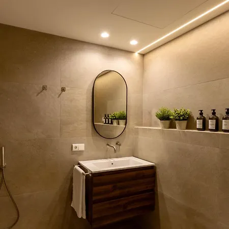 Boutique - One Tower Daire *