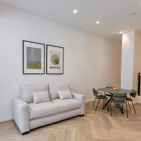 Boutique - One Tower