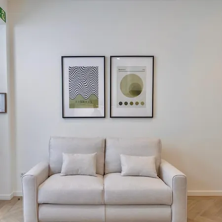 Boutique - One Tower Valensiya