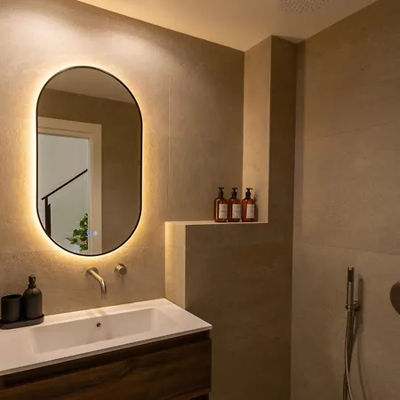 Boutique - One Tower Daire *