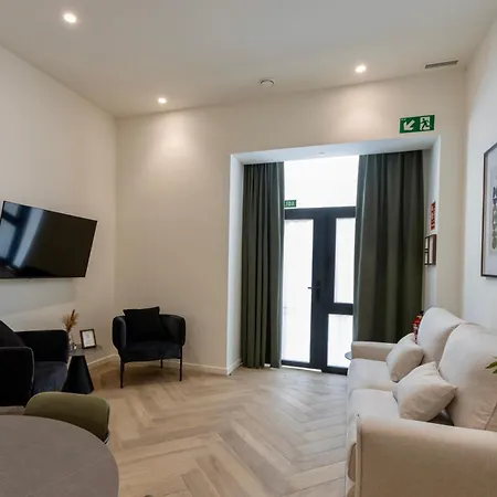 Daire Boutique - One Tower